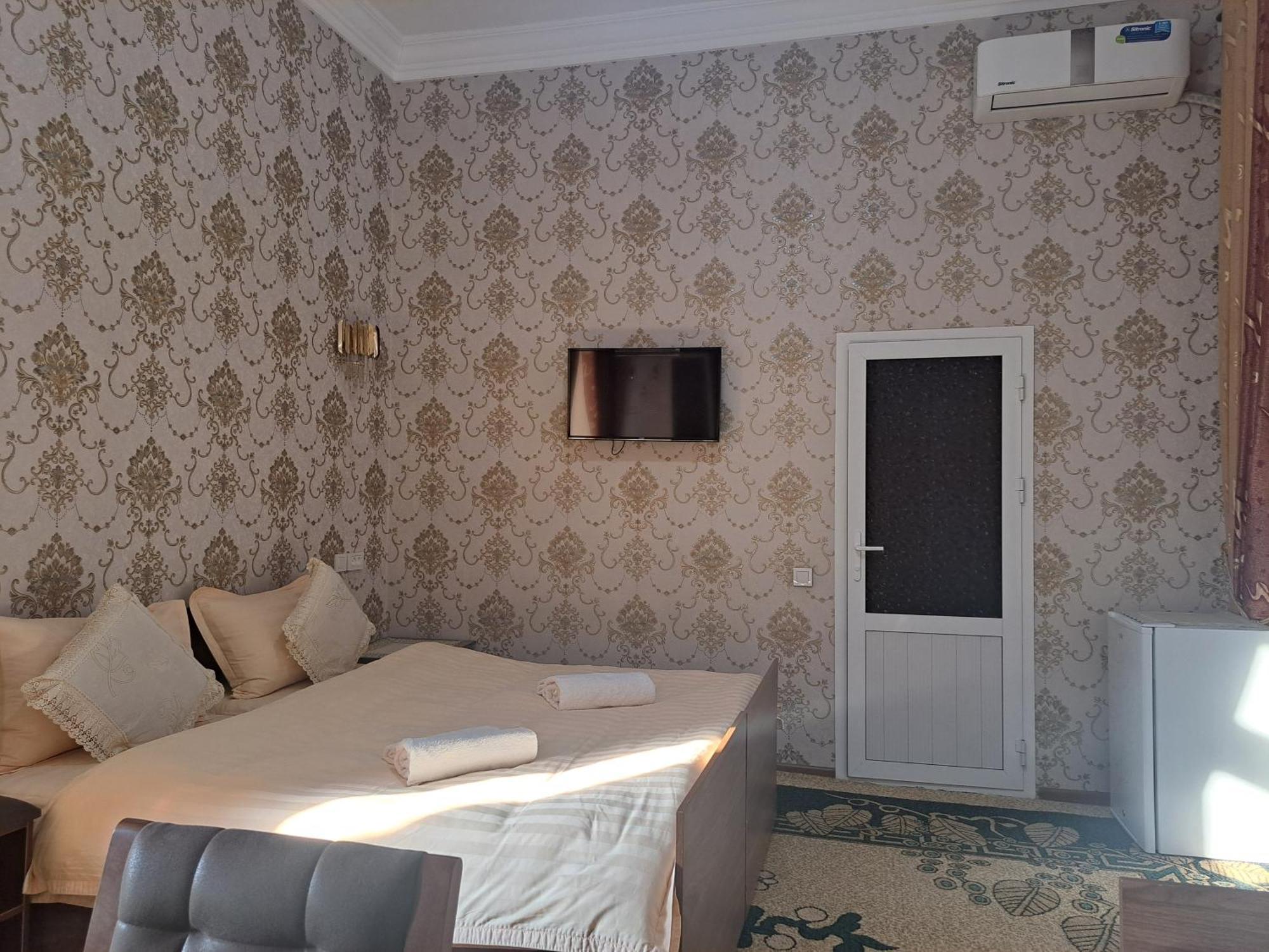 Royal Lux Guest House 撒马尔罕 外观 照片