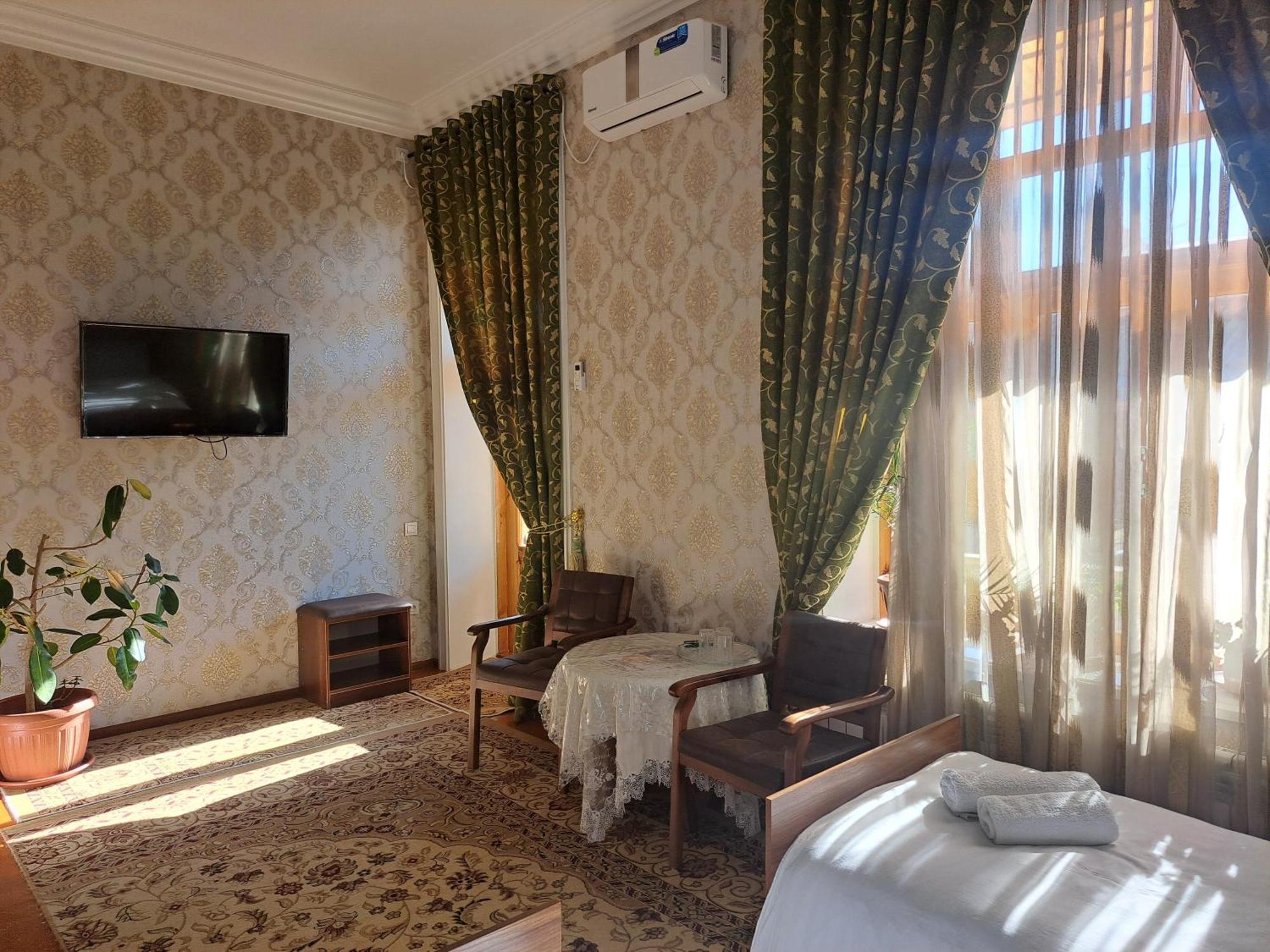 Royal Lux Guest House 撒马尔罕 外观 照片
