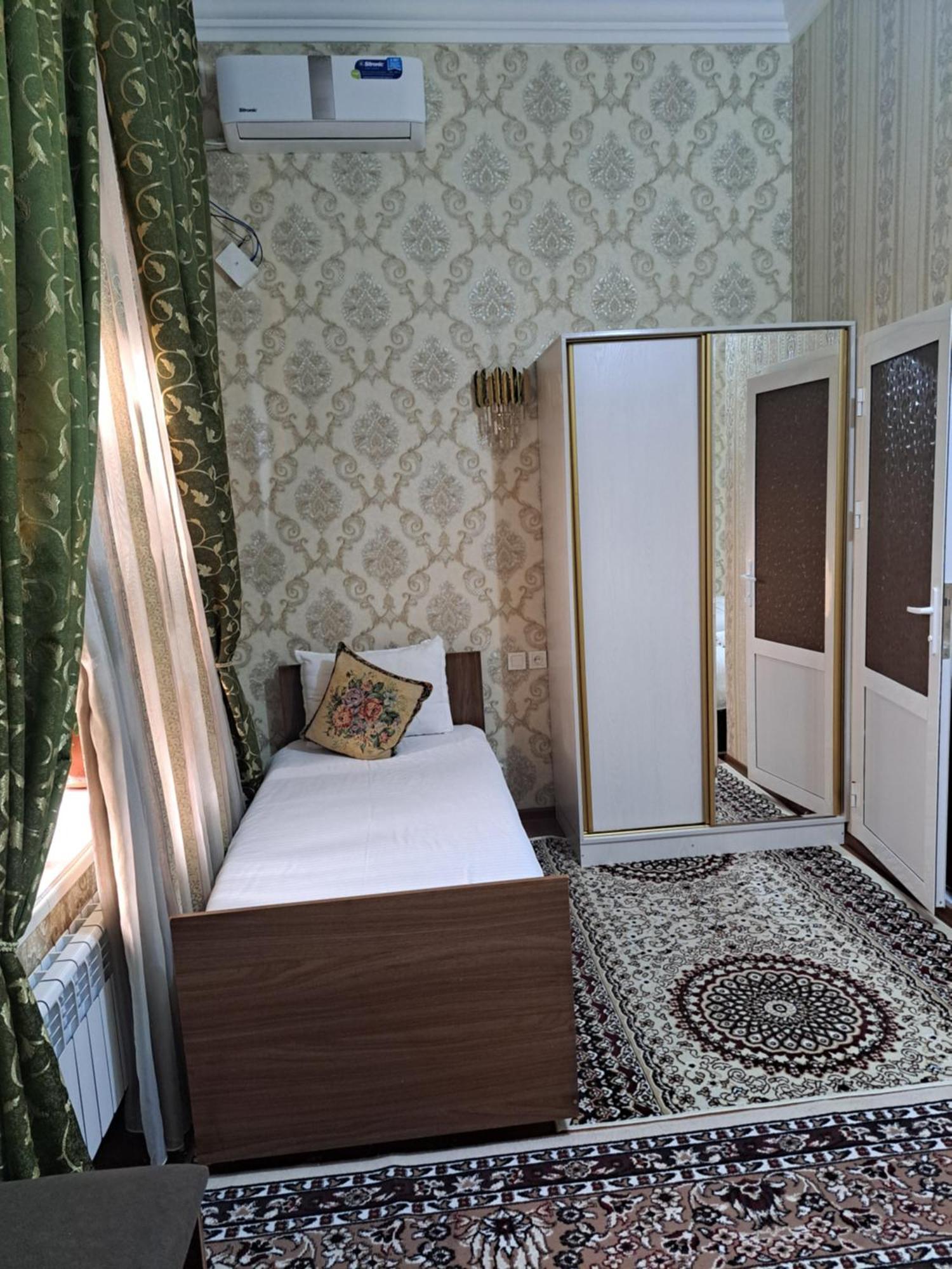 Royal Lux Guest House 撒马尔罕 外观 照片